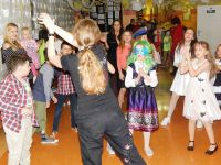 Szkolny bal karnawałowy