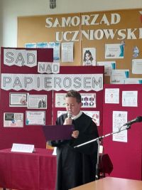 Przedstawienie "Sąd nad papierosem"