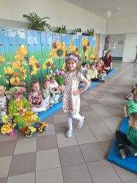 Pani Wiosna na wybiegu