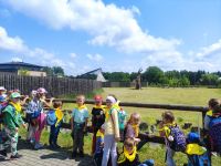 Uczniowie w Ogrodzie Zoologicznym w Zamościu